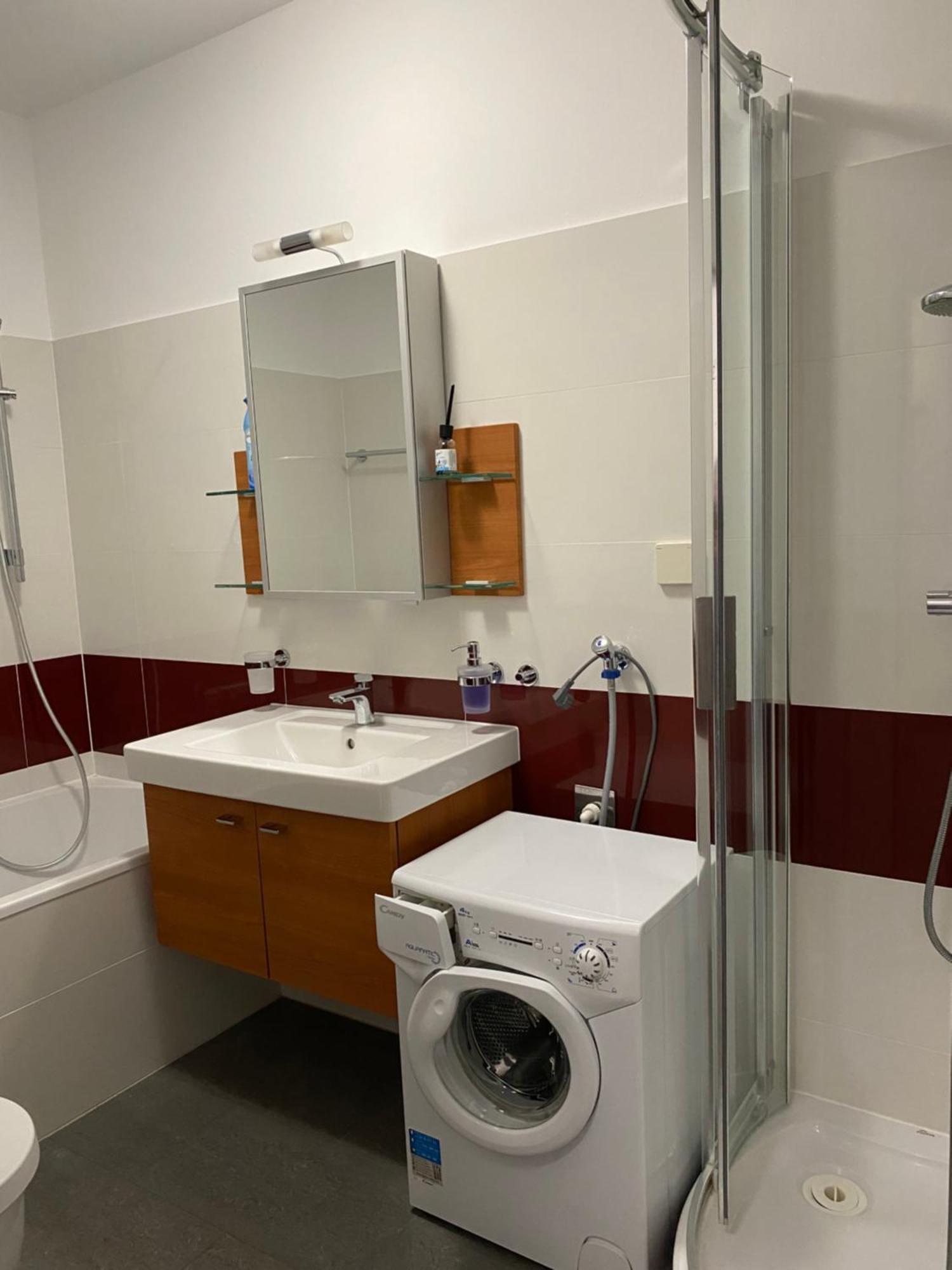 Apartment Grazbachgasse - Gratis Tiefgaragenplatz Exteriér fotografie